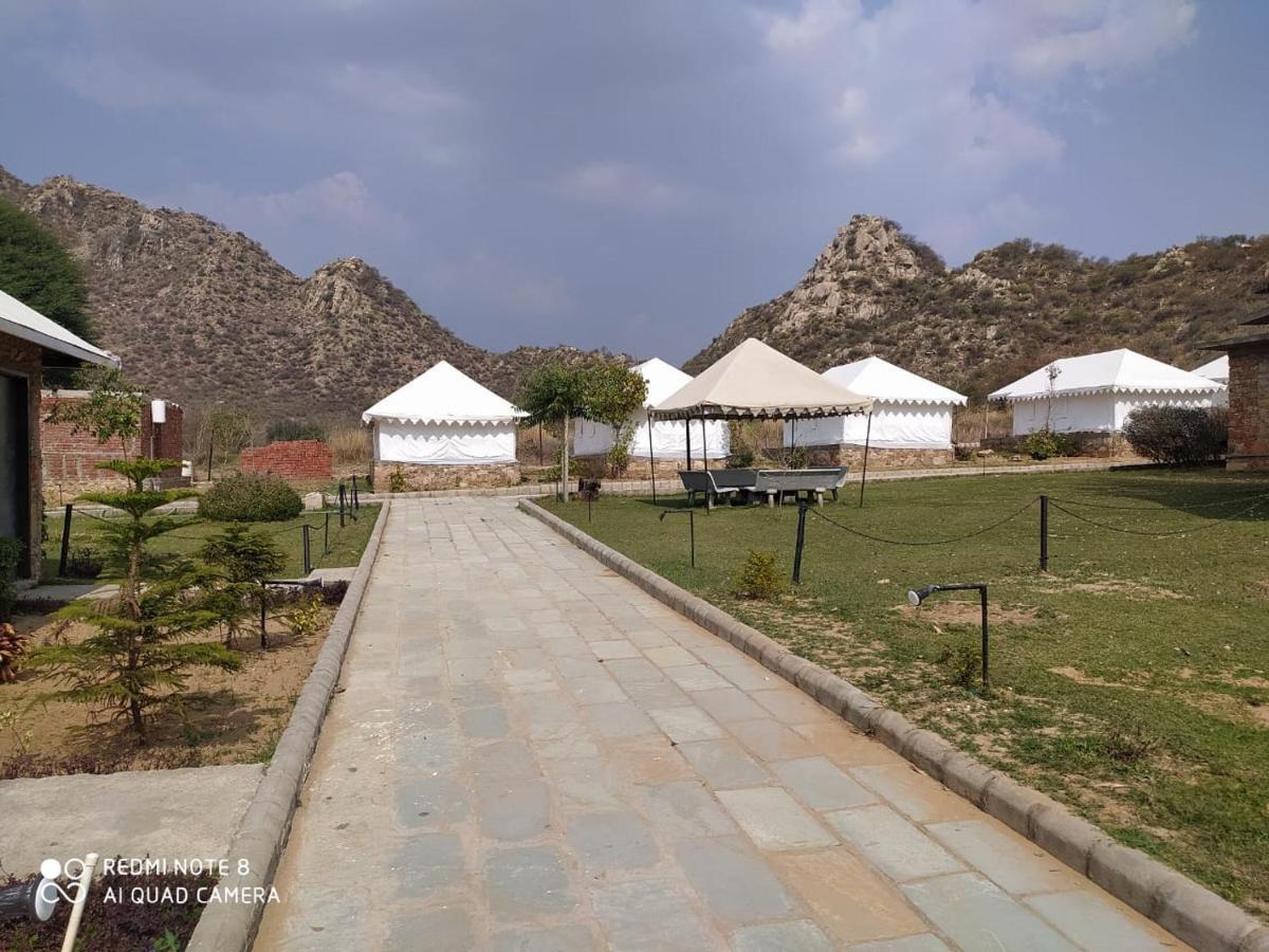 Grass Field Valley Resort Jaipur Exterior photo
